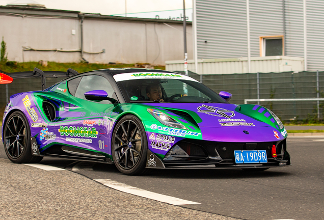 Lotus Emira Boomgear