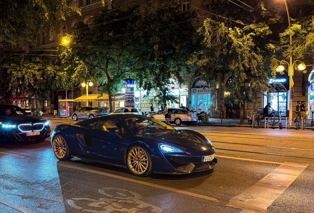 McLaren 570GT