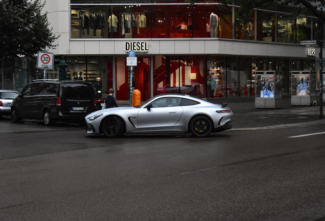 Mercedes-AMG GT 63 C192