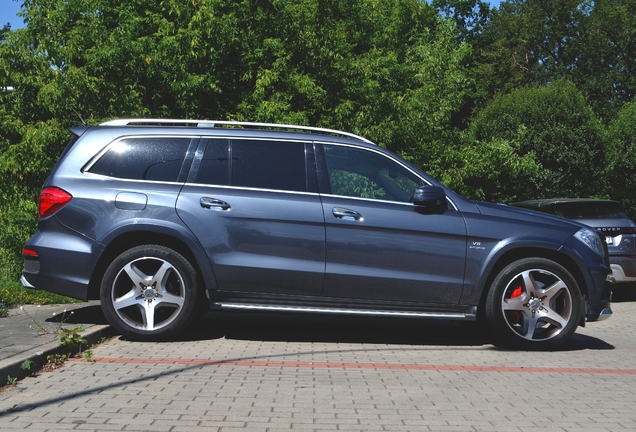 Mercedes-Benz GL 63 AMG X166