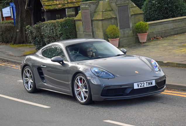 Porsche 718 Cayman GTS