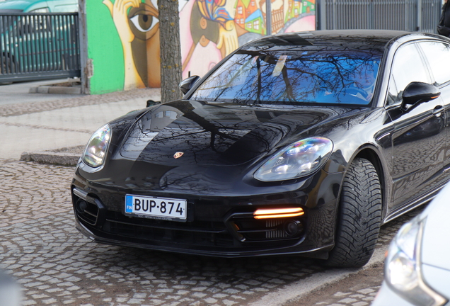 Porsche 971 Panamera Turbo S E-Hybrid Executive