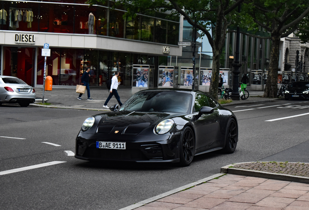 Porsche 992 GT3 Touring MkII