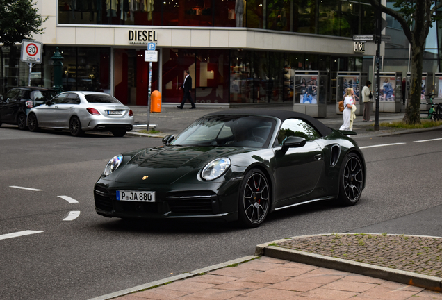 Porsche 992 Turbo Cabriolet