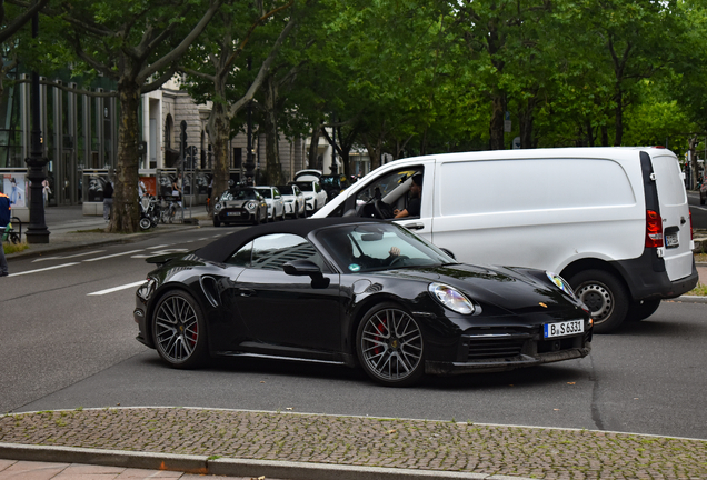 Porsche 992 Turbo Cabriolet