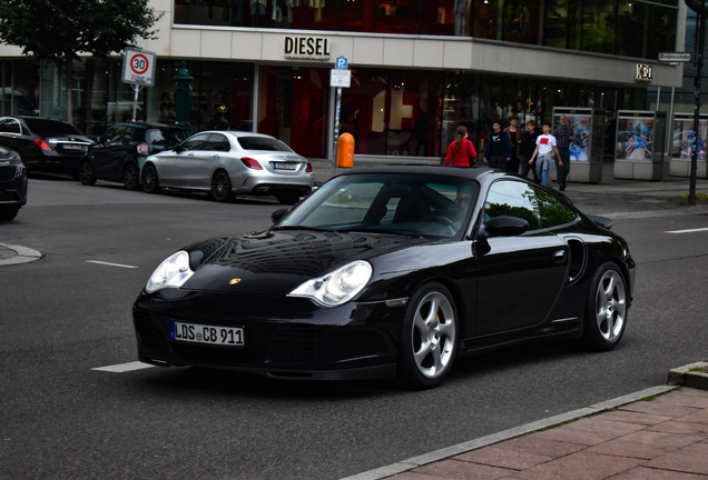 Porsche 996 Turbo