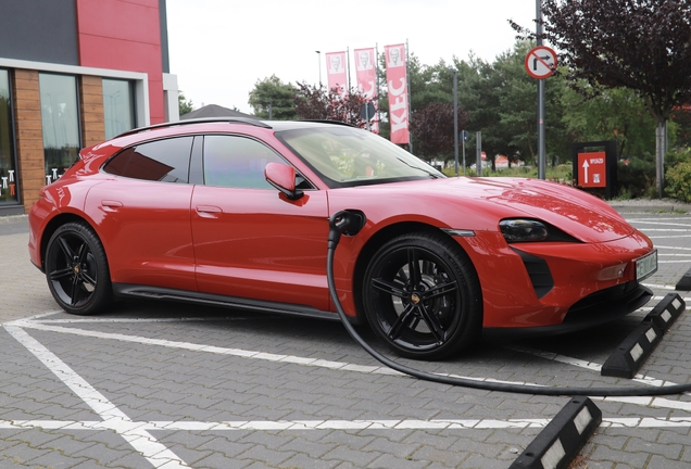Porsche Taycan GTS Sport Turismo