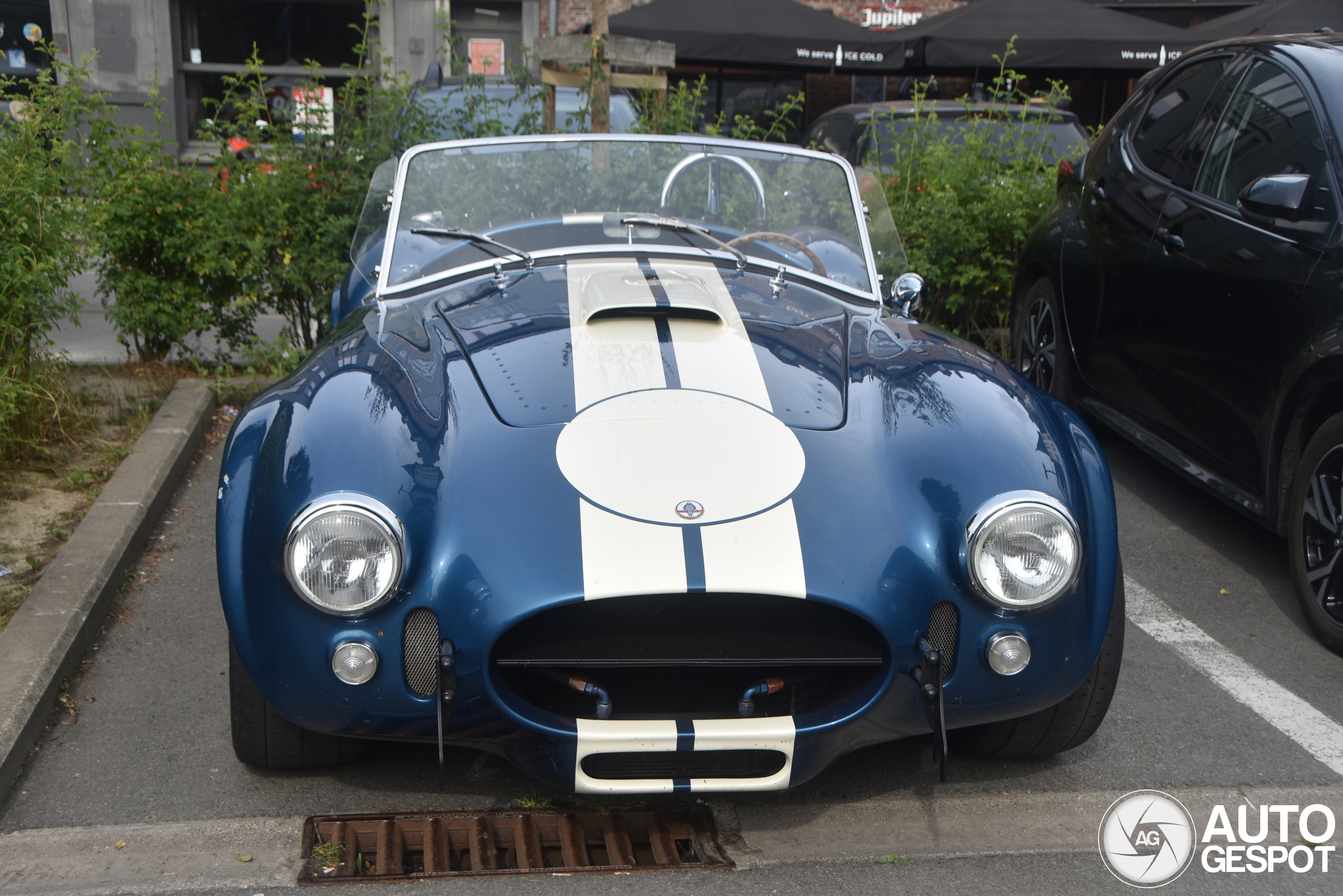AC Cobra 427