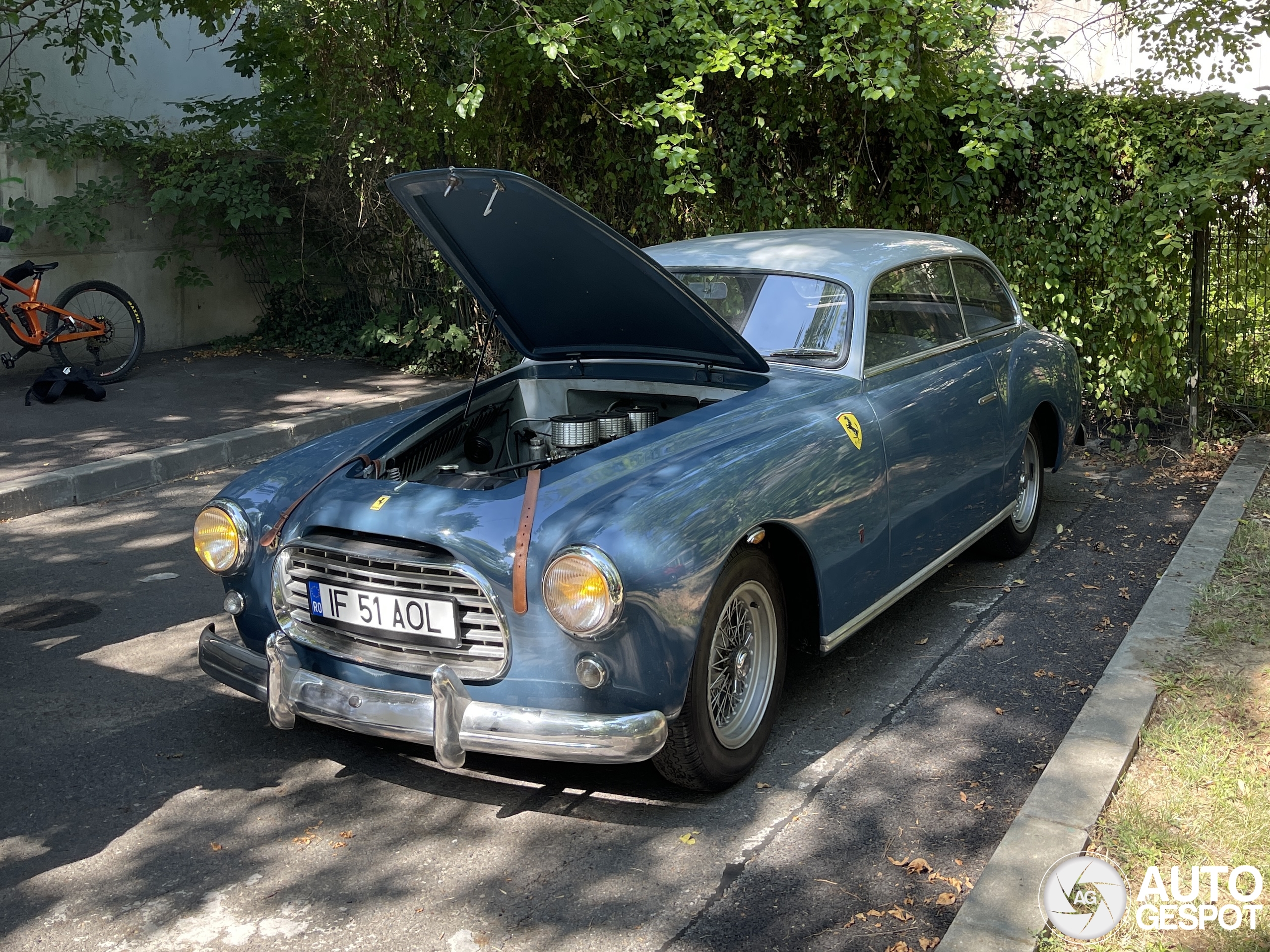 Ferrari 212 Inter Ghia 2+2 Coupé