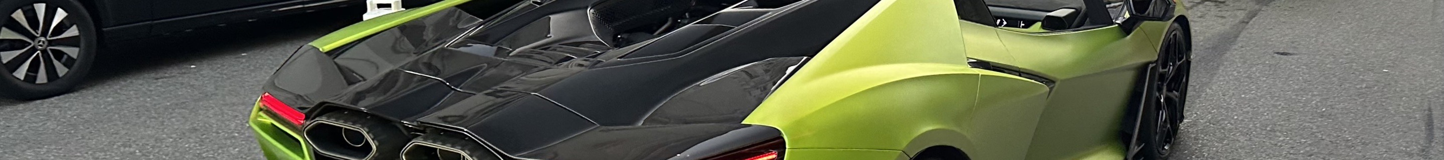 Lamborghini Revuelto