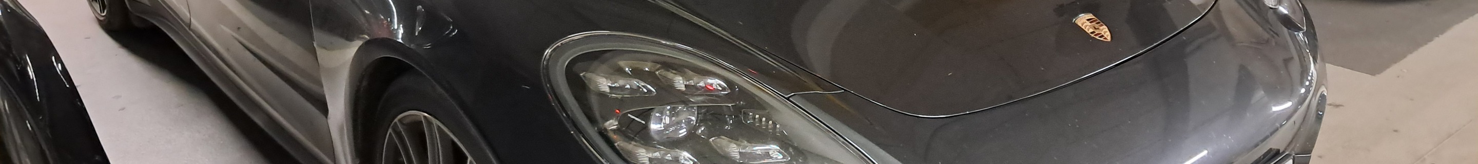 Porsche 971 Panamera Turbo MkI