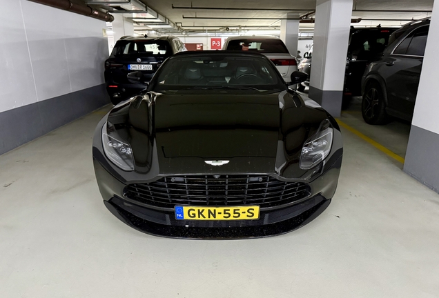 Aston Martin DB11 V8 Volante