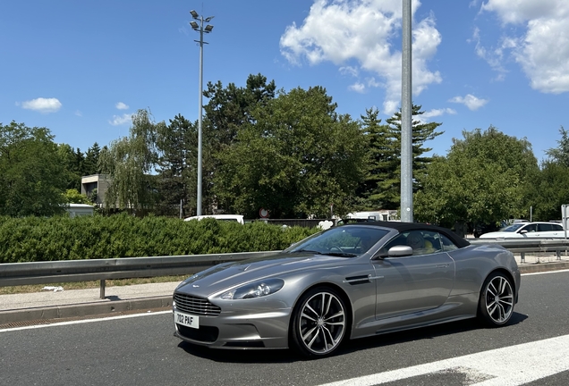 Aston Martin DBS Volante