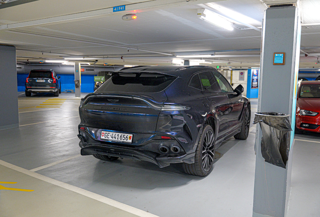 Aston Martin DBX707