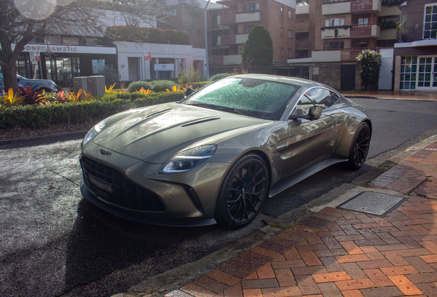 Aston Martin Vantage 2024