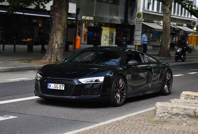 Audi R8 V10 2015
