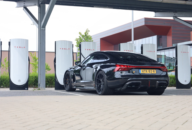 Audi RS E-Tron GT 2025