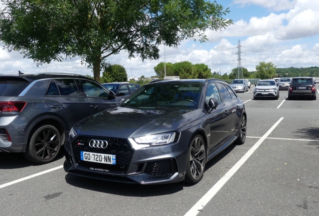 Audi RS4 Avant B9