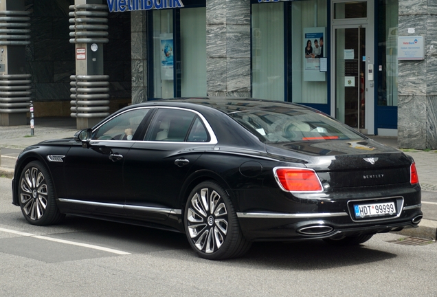 Bentley Flying Spur Mulliner 2025