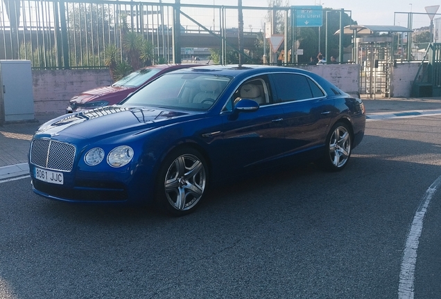 Bentley Flying Spur V8