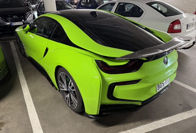 BMW i8