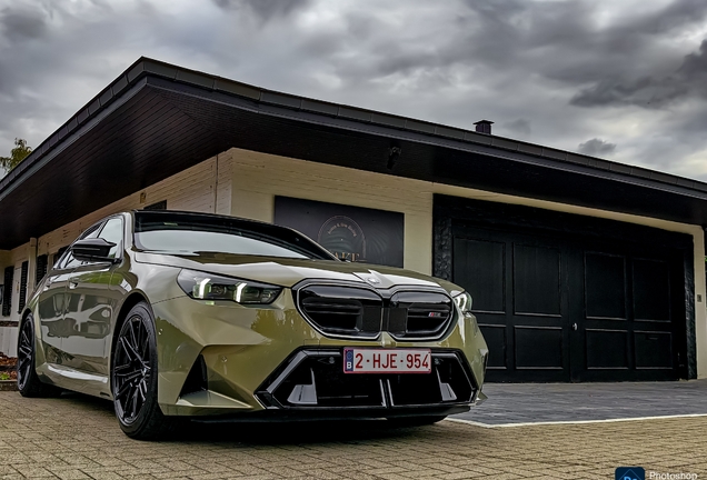 BMW M5 G90