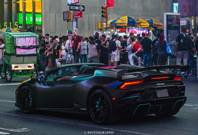 Lamborghini Huracán LP640-4 EVO Spyder
