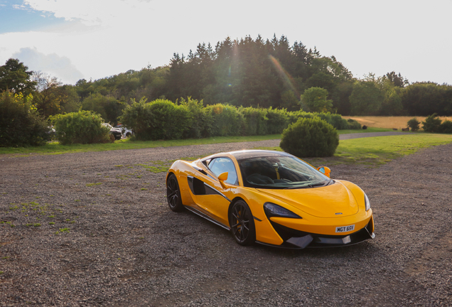 McLaren 570S