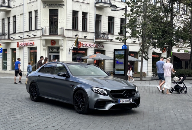 Mercedes-AMG Brabus E B40-700 W213