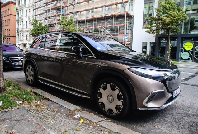 Mercedes-Maybach EQS 680 SUV