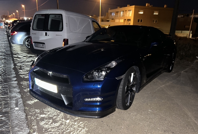 Nissan GT-R 2011