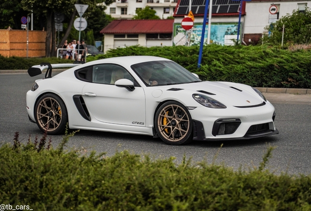 Porsche 718 Cayman GT4 RS