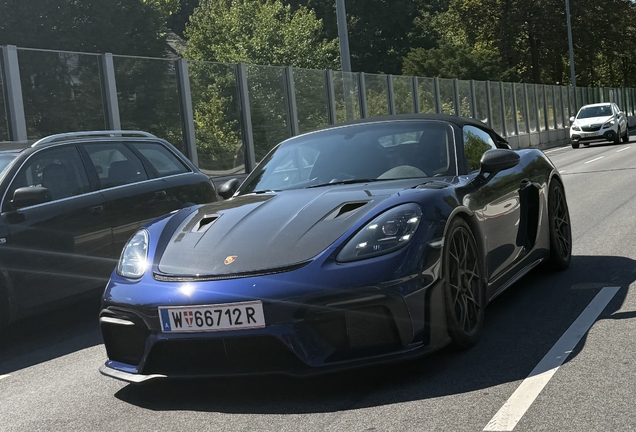 Porsche 718 Spyder RS Weissach Package