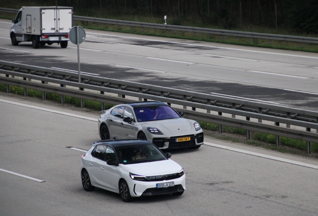 Porsche 972 Panamera Turbo S E-Hybrid
