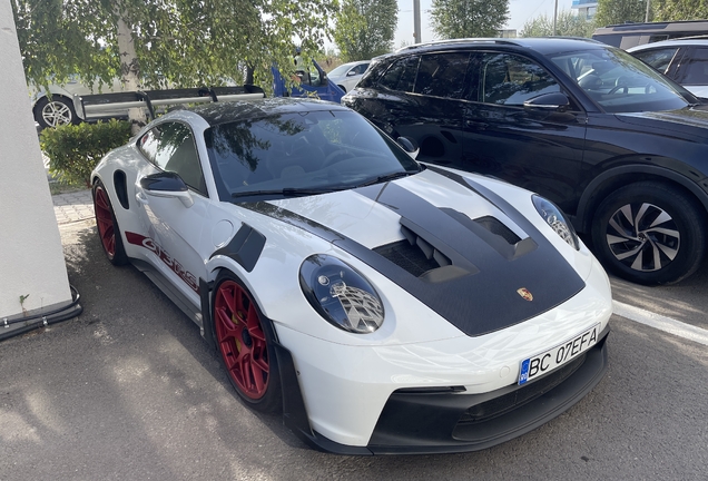 Porsche 992 GT3 RS Weissach Package