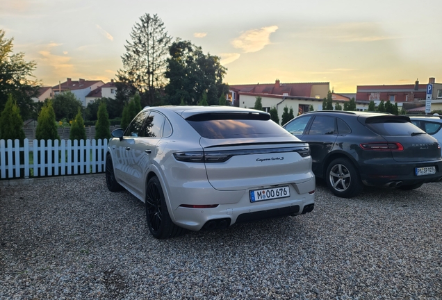 Porsche Cayenne Coupé Turbo S E-Hybrid