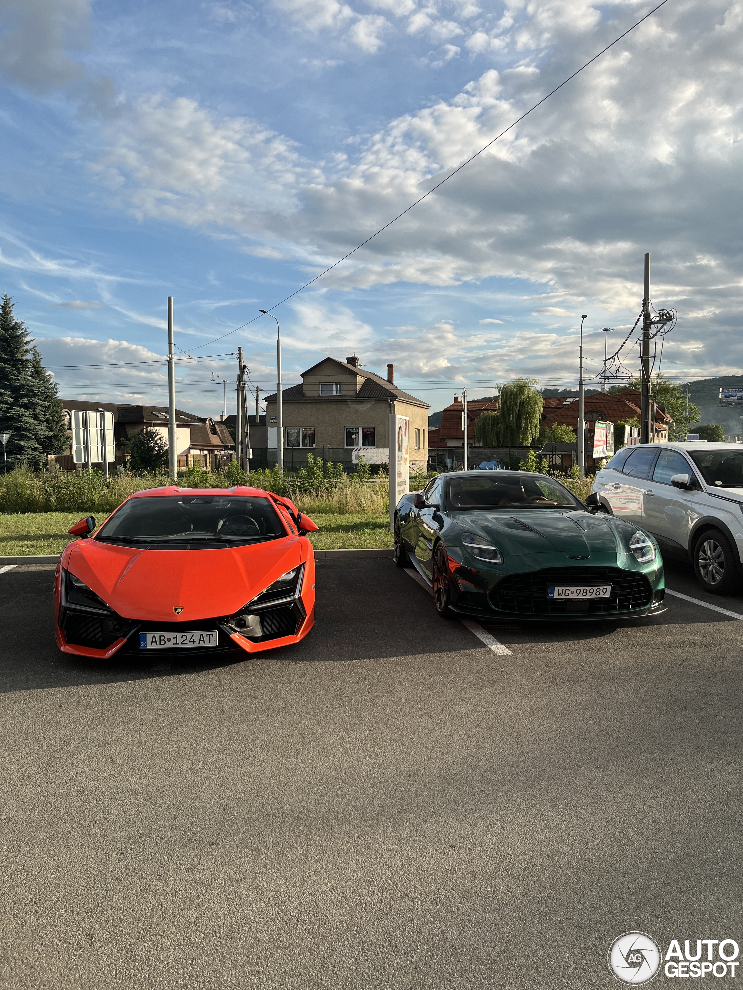 Lamborghini Revuelto