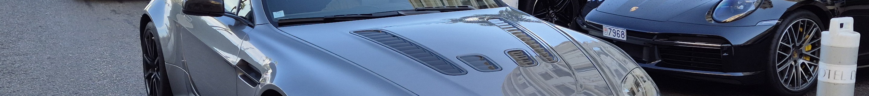 Aston Martin V12 Vantage S