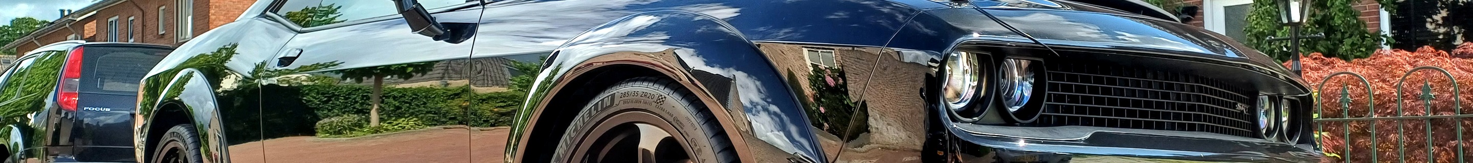 Dodge Challenger SRT-8 392