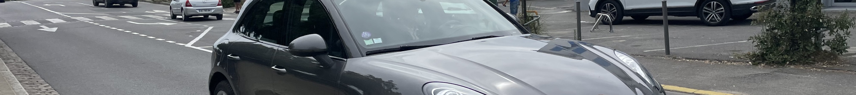 Porsche 95B Macan Turbo MkI