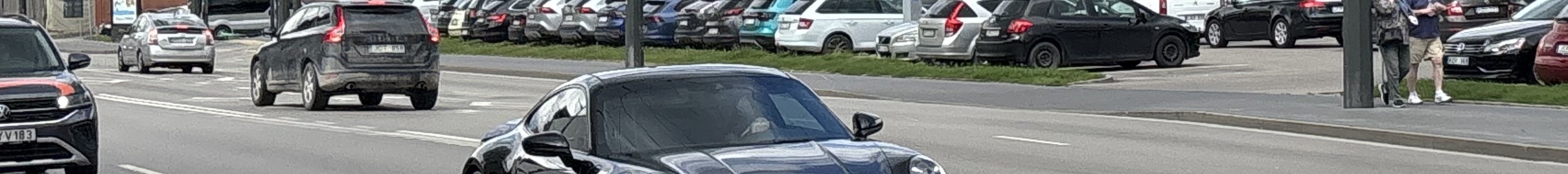 Porsche 992 Carrera 4S MkI