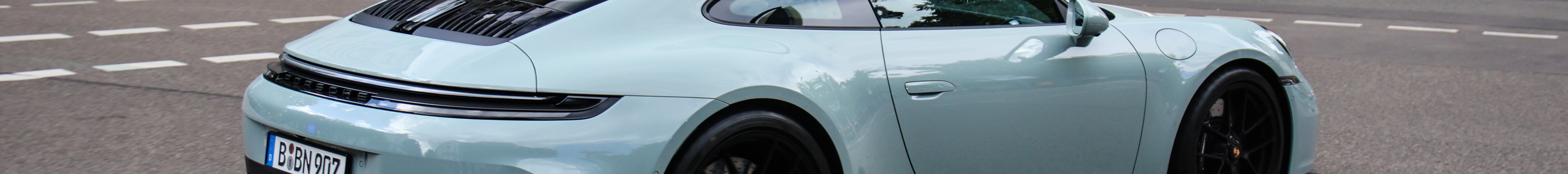 Porsche 992 Carrera GTS MkII