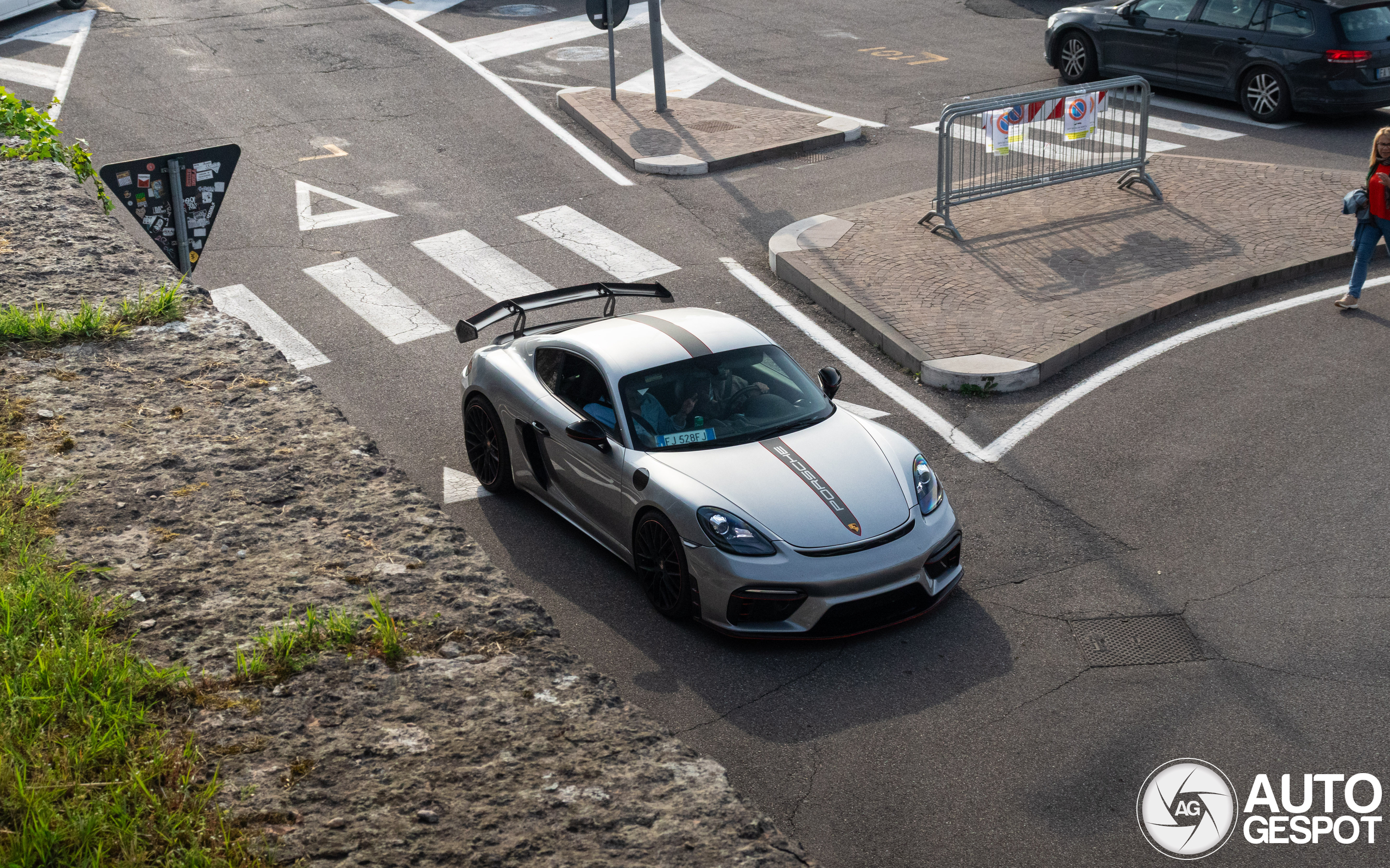 Porsche 718 Cayman S