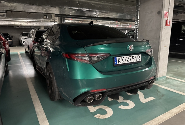 Alfa Romeo Giulia Quadrifoglio 2023