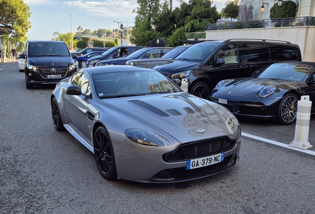 Aston Martin V12 Vantage S