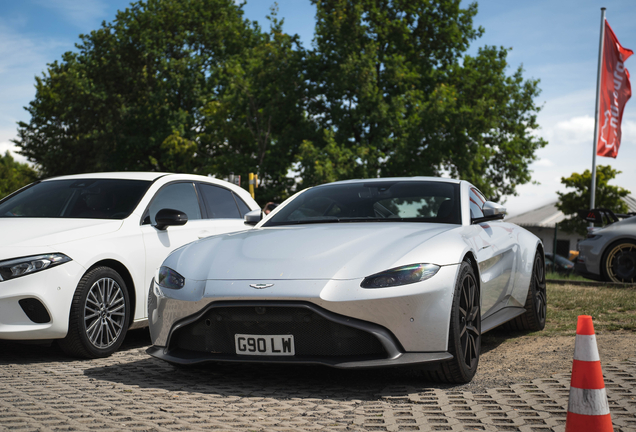 Aston Martin V8 Vantage 2018