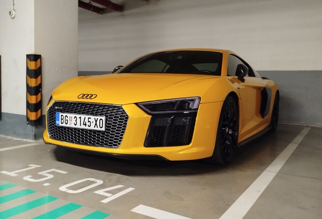 Audi R8 V10 Plus 2015