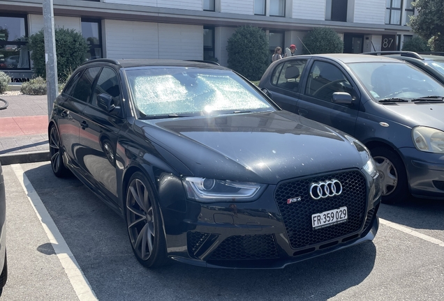Audi RS4 Avant B8
