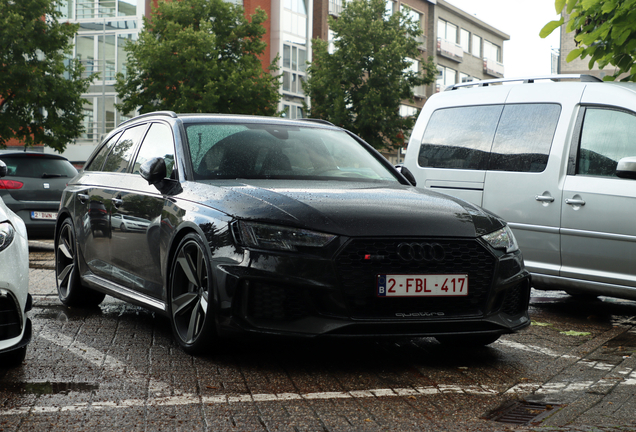 Audi RS4 Avant B9