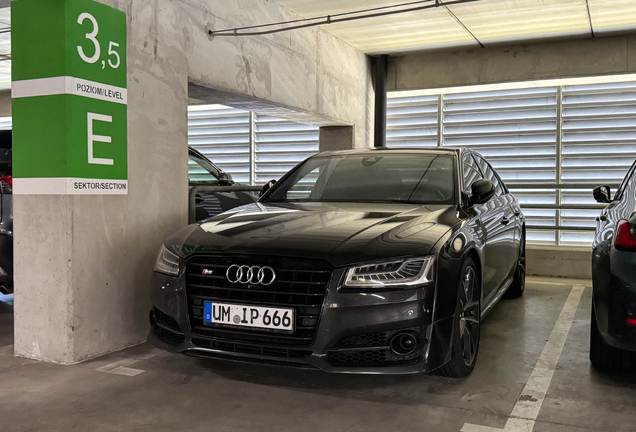 Audi S8 D4 Plus